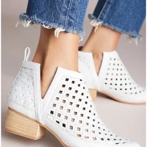 Jeffrey Campbell Cutout Taggart Booties | White Leather | - Picture 16 of 16